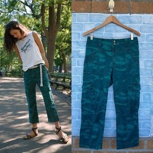 Anthropologie Austin teal Green Camo cargo pants size 29